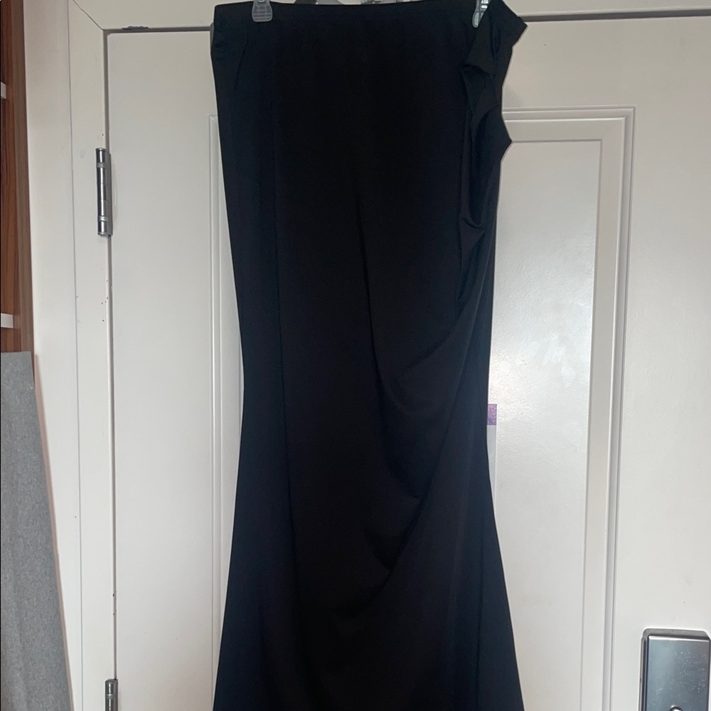 SHEIN Black Maxi Skirt